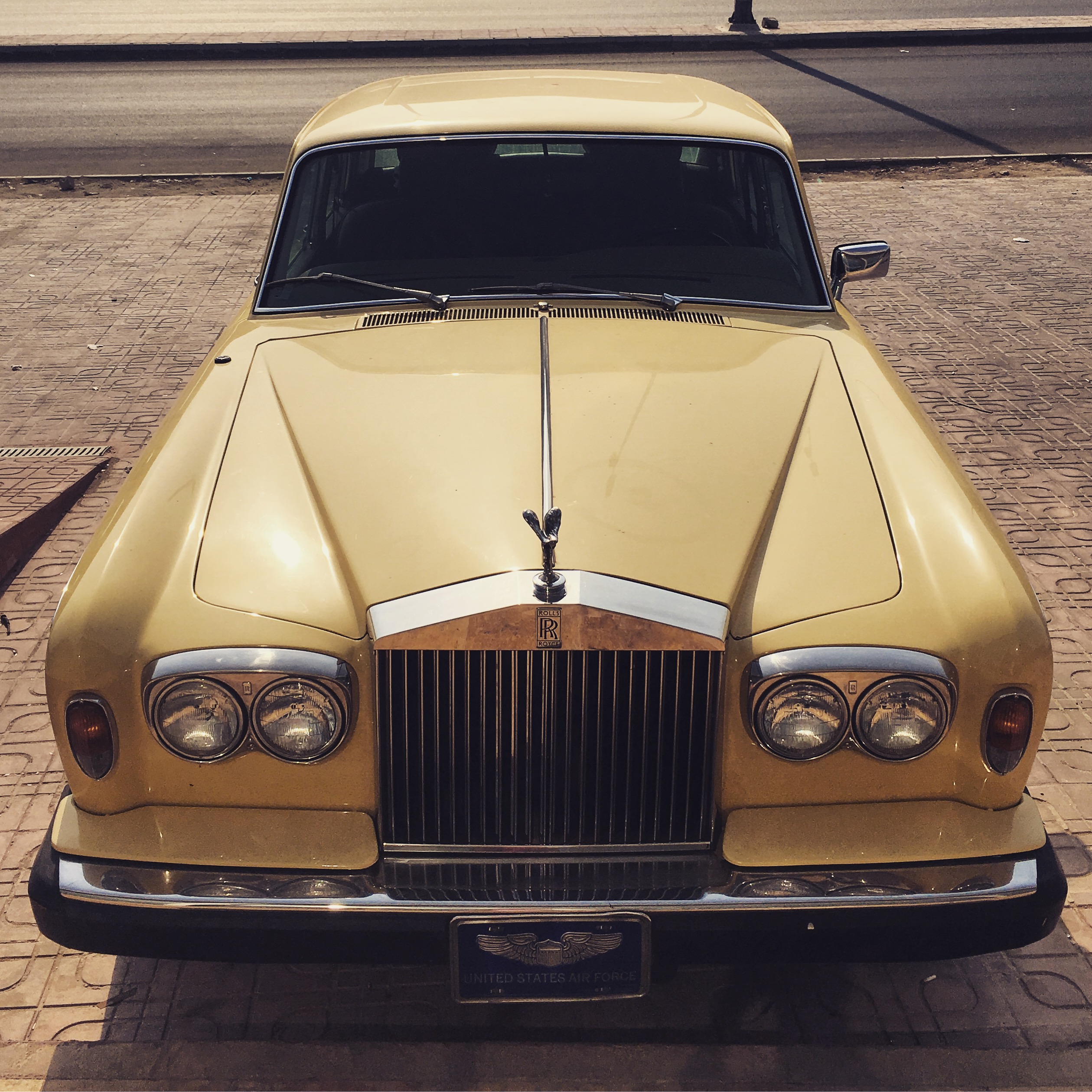 20160921_123144122_ios