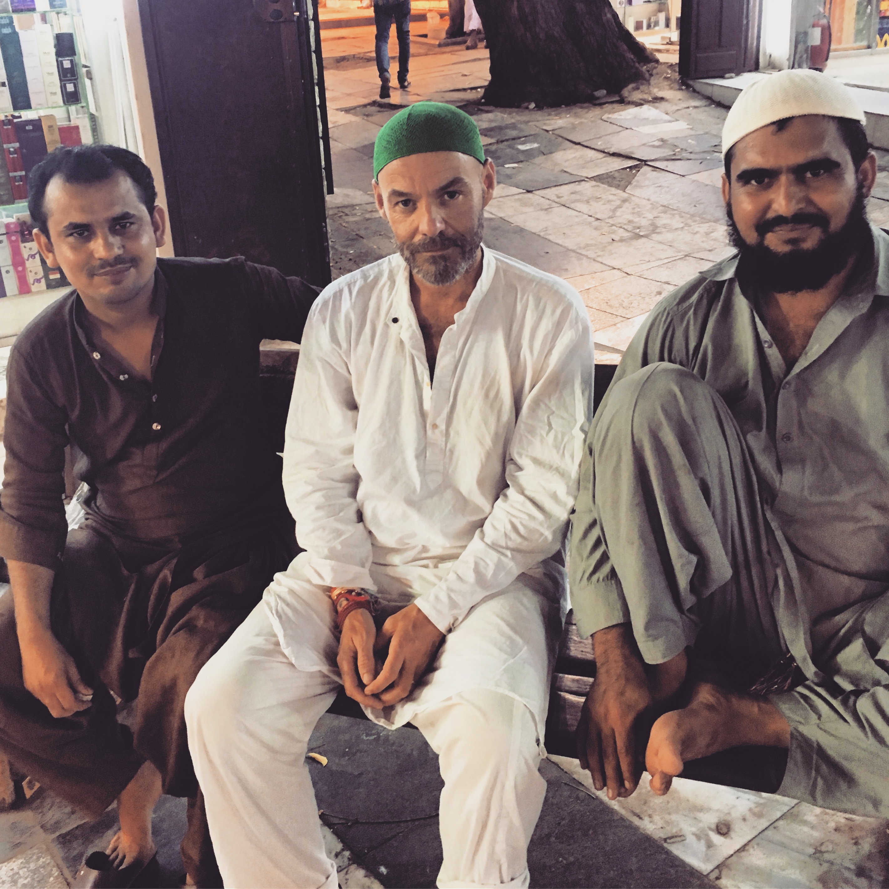 20160929_155153045_ios